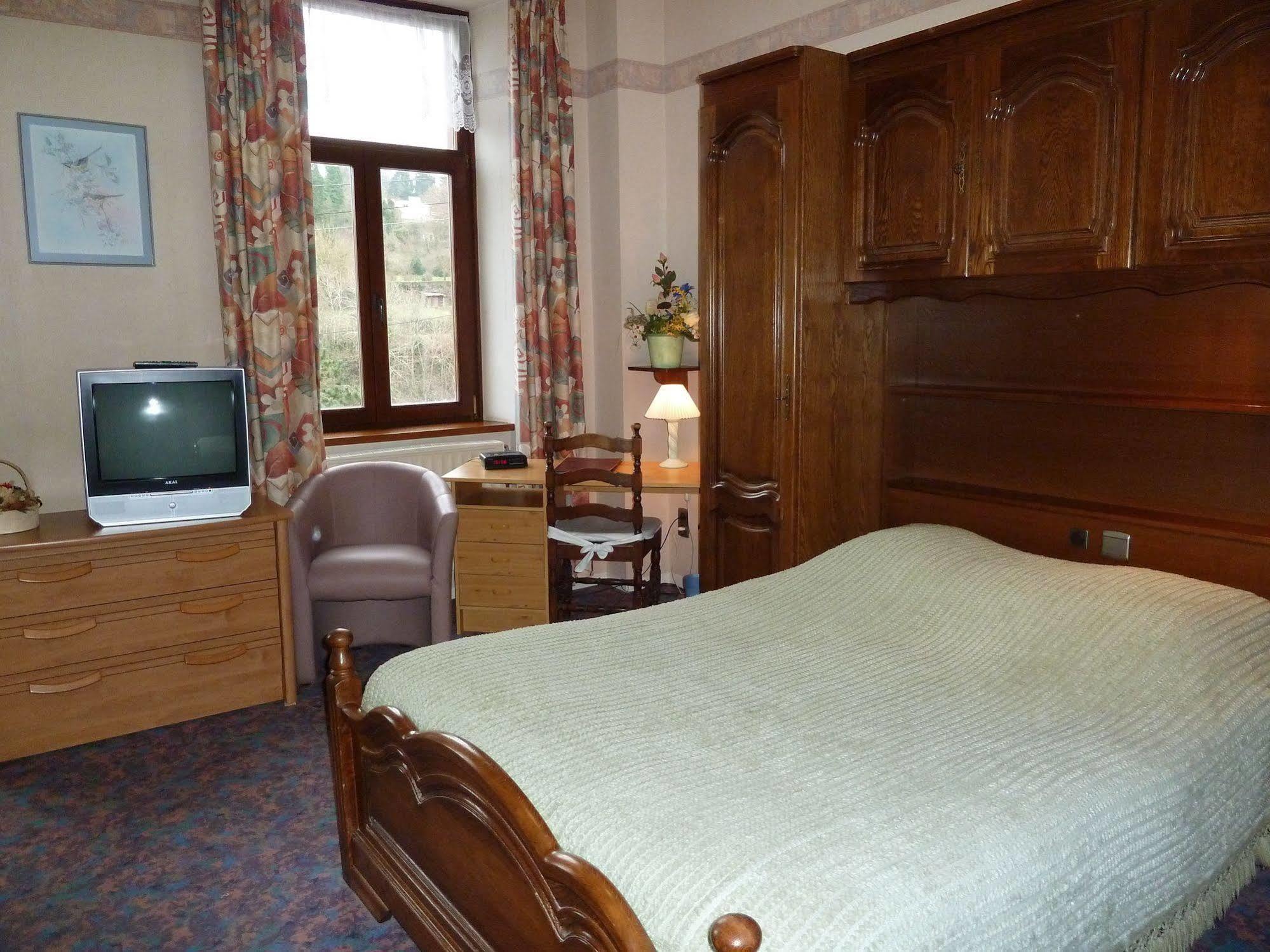 Auberge D'Alsace Hotel De France Bouillon Exterior photo